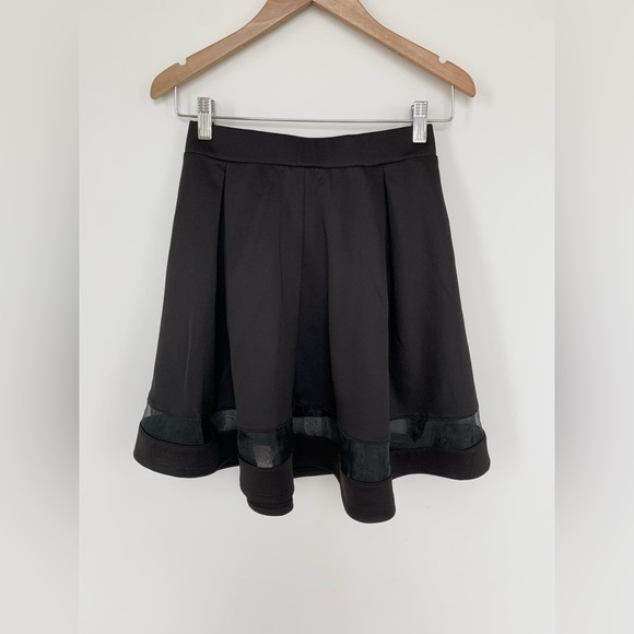 Forever 21 Pleated Flared A-Line Mini Skirt with Mesh Details Black Size Large - Picture 1 of 4